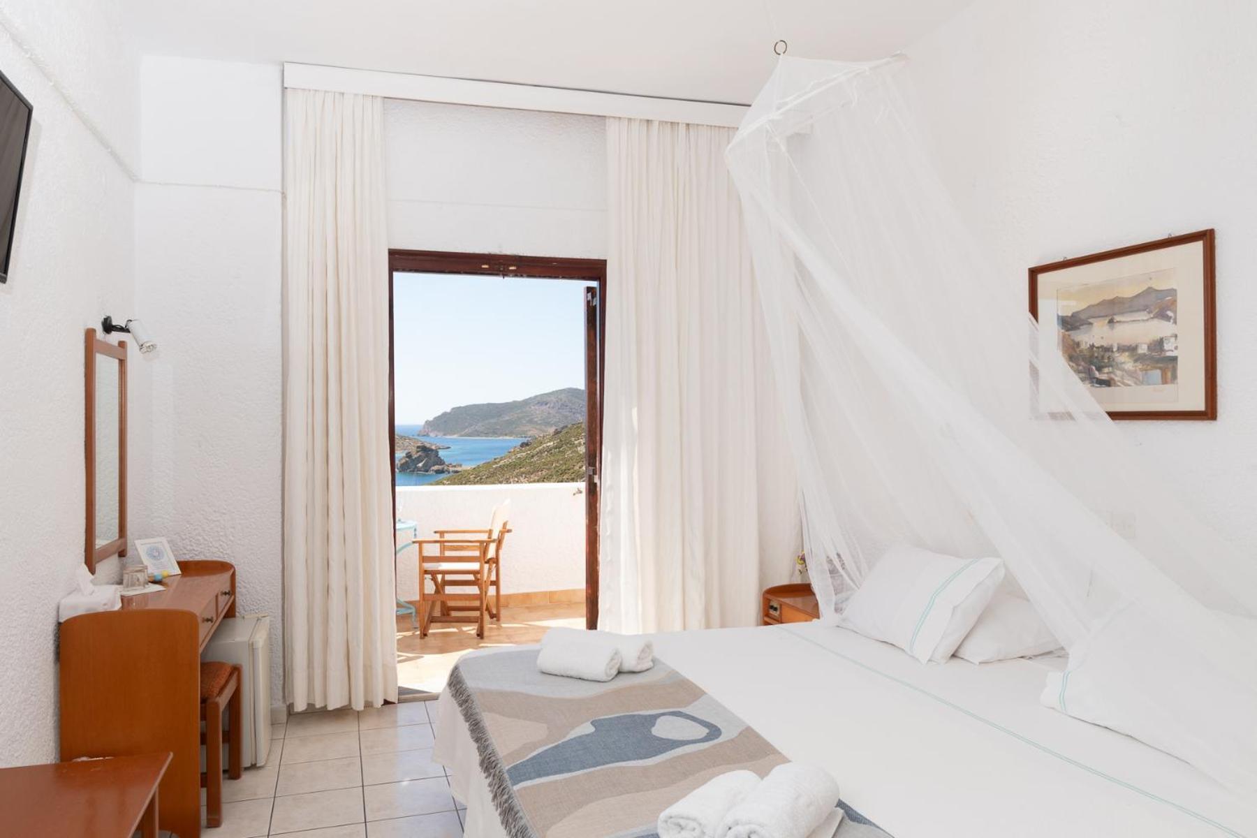 Golden Sun Hotel Patmos ภายนอก รูปภาพ