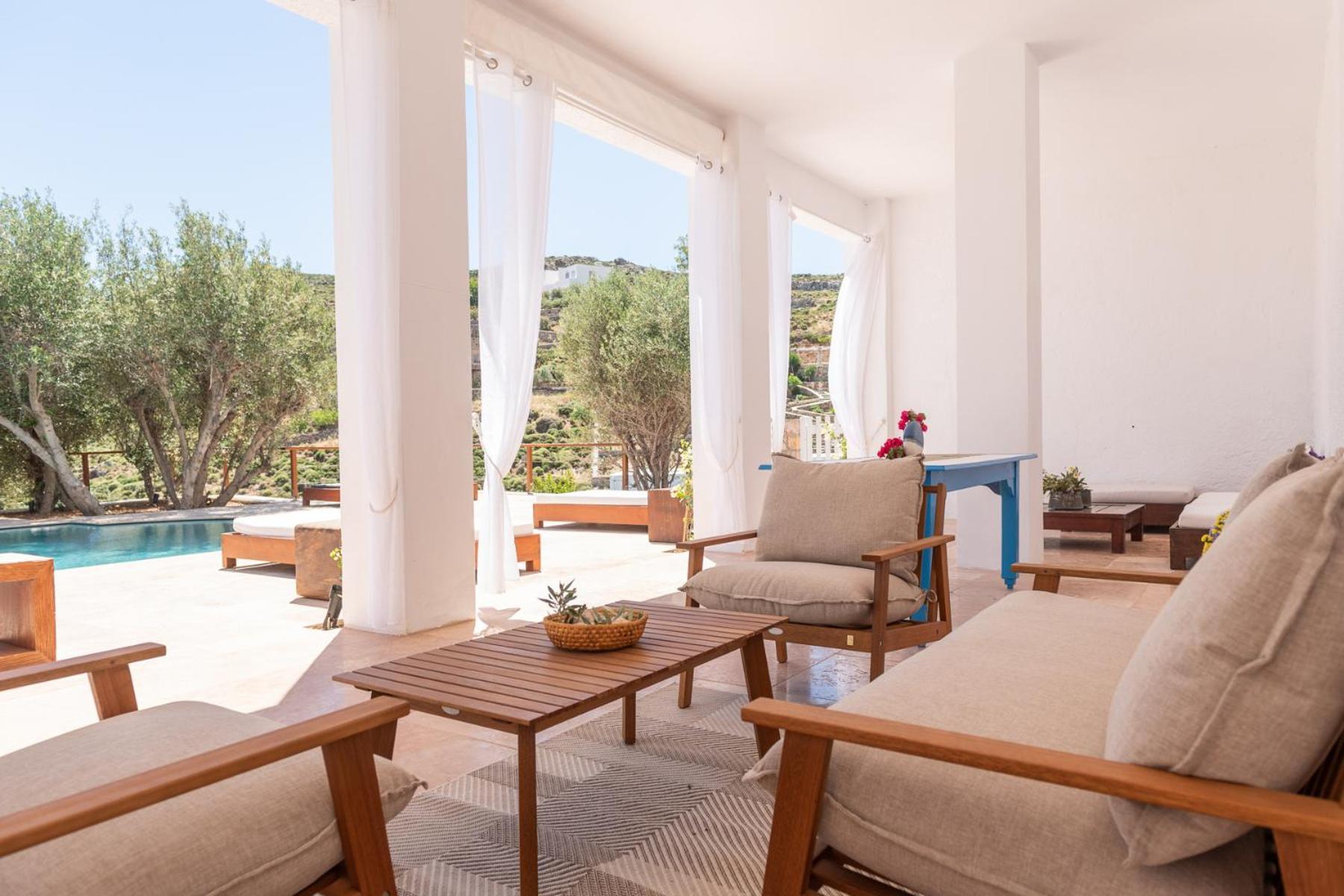 Golden Sun Hotel Patmos ภายนอก รูปภาพ